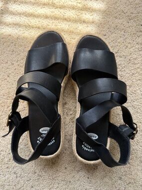 Dr. Scholl's Black Strappy Espadrille Platform Sandals